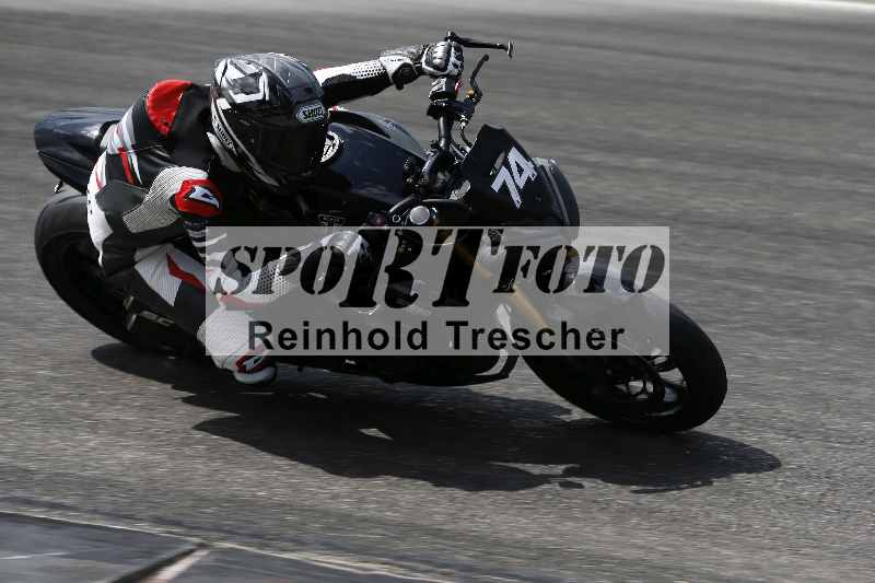 /21 17.06.2026  Ducati Schweiz Track Warmup ADR/Gruppe gelb/74